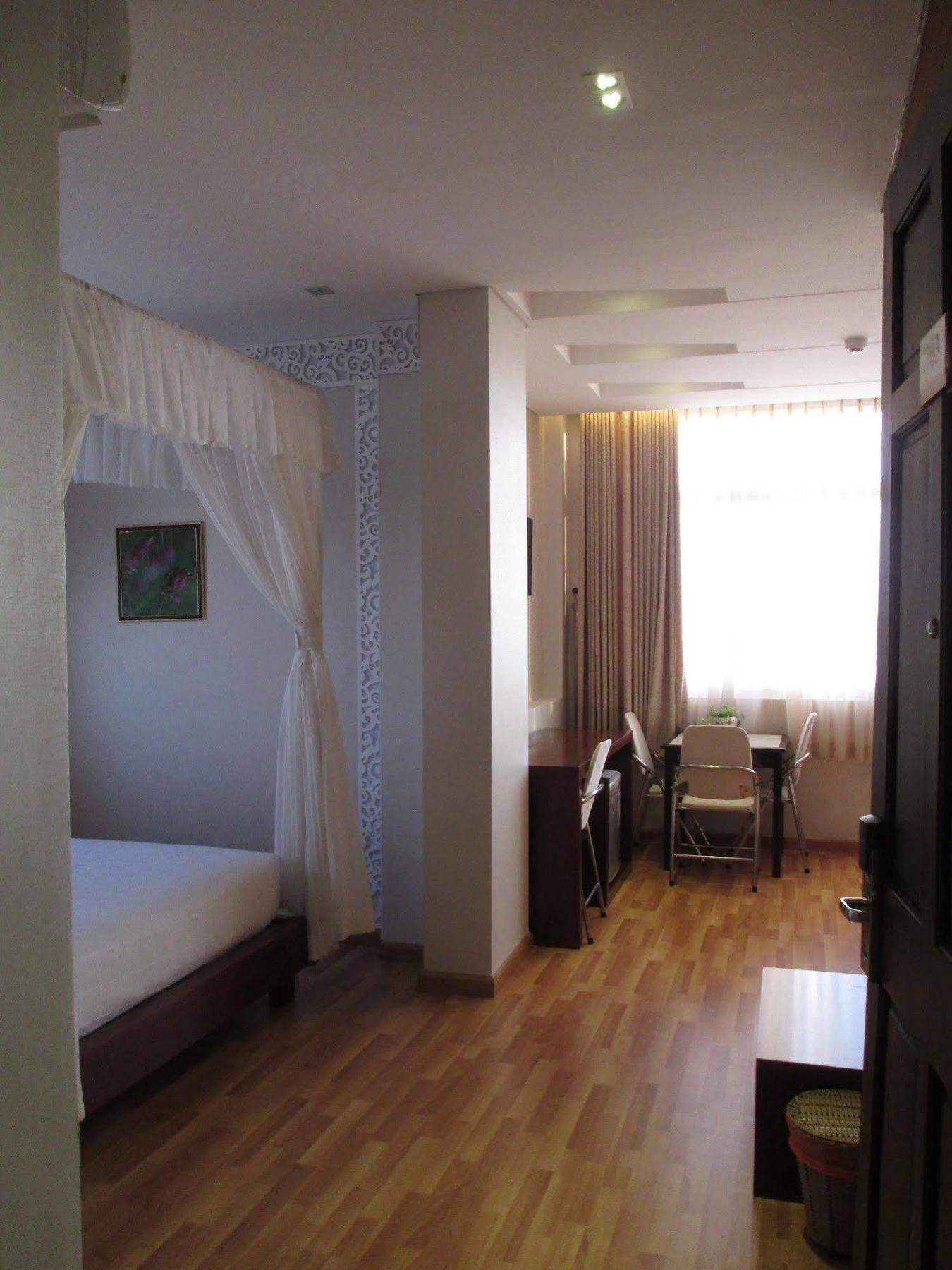 Anh Dao Mekong Hotel Can Tho Exterior foto