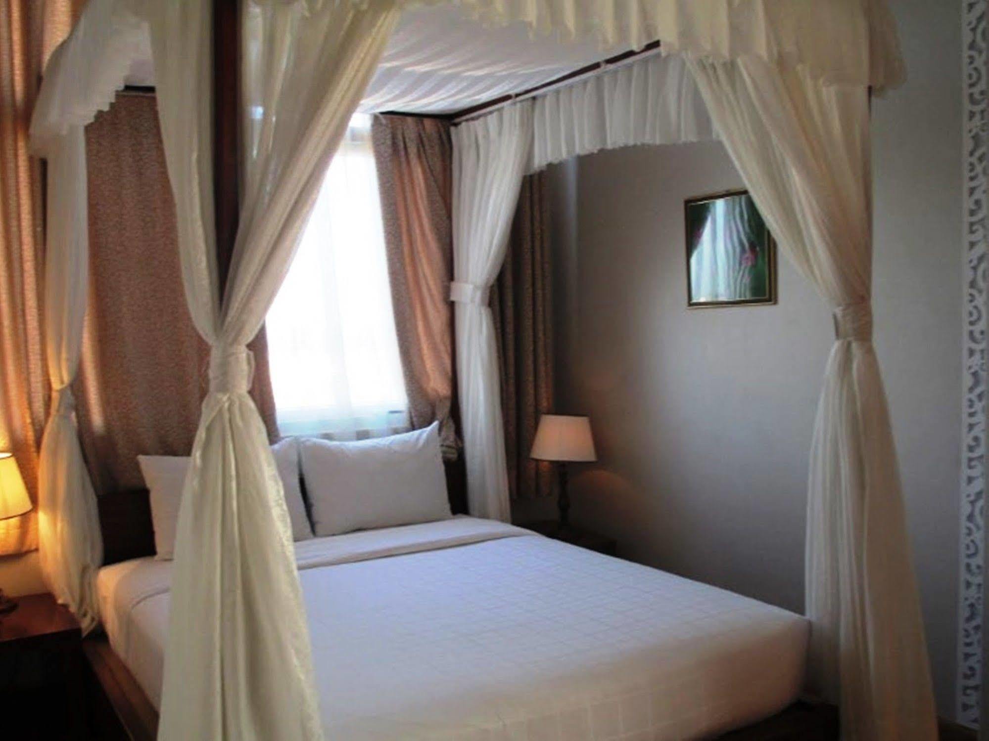 Anh Dao Mekong Hotel Can Tho Exterior foto